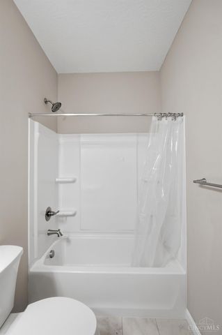 415 Summerlyn Farms Court, Lebanon, OH 45036