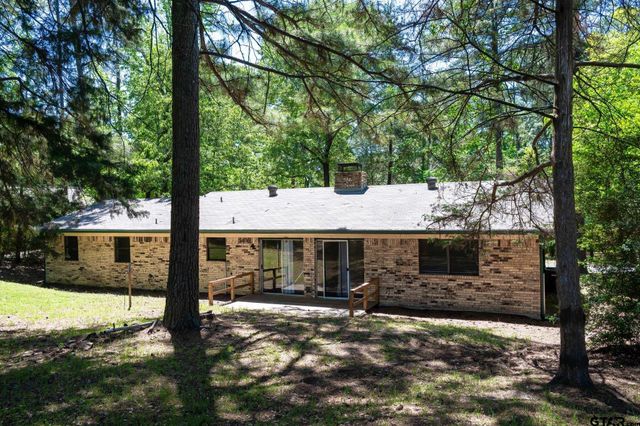 515 Holly Trail East, Holly Lake Ranch, TX 75765