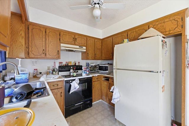4016 AVENUE C, Council Bluffs, IA 51501