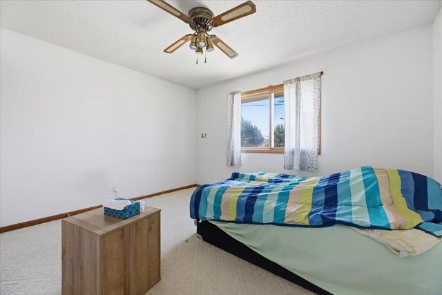 4016 AVENUE C, Council Bluffs, IA 51501