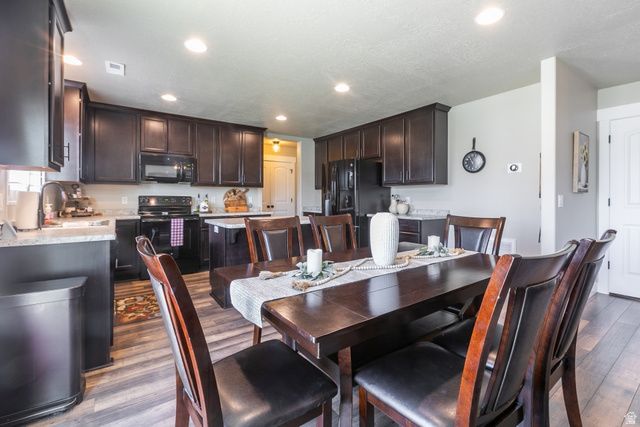 1457 W WATERFRONT DR, Syracuse, UT 84075