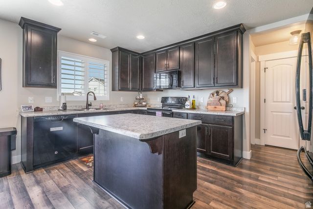 1457 W WATERFRONT DR, Syracuse, UT 84075