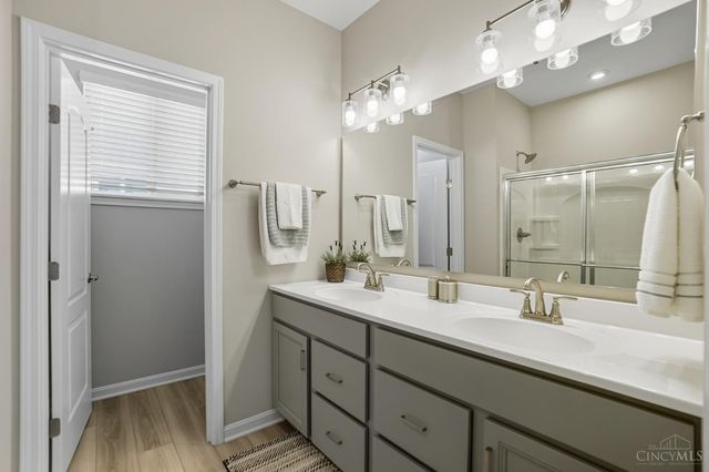 1524 Summerview Ln, Miami Twp, OH 45150