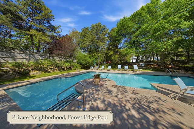 51 Forest Edge, Plymouth, MA 02360