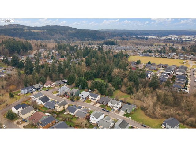 15852 Se UPMAN Way, Damascus, OR 97089