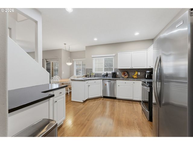 15852 Se UPMAN Way, Damascus, OR 97089