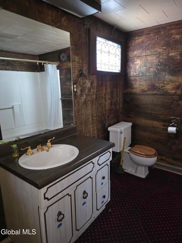 2213 Western Avenue, Guilderland, NY 12084