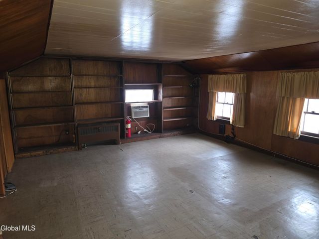 2213 Western Avenue, Guilderland, NY 12084