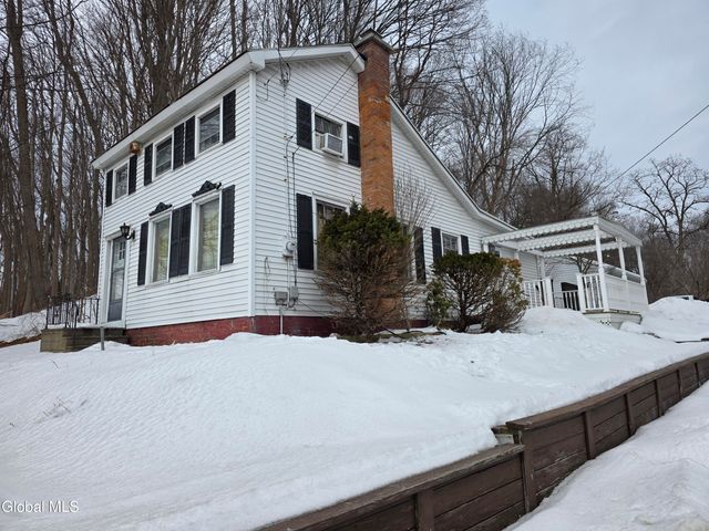 2213 Western Avenue, Guilderland, NY 12084