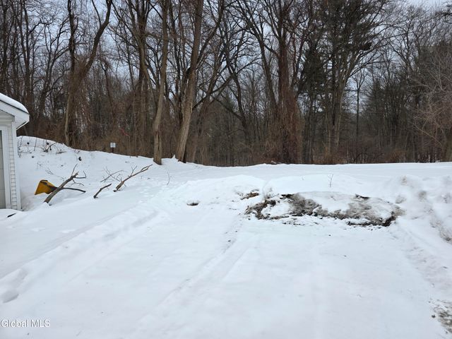 2213 Western Avenue, Guilderland, NY 12084