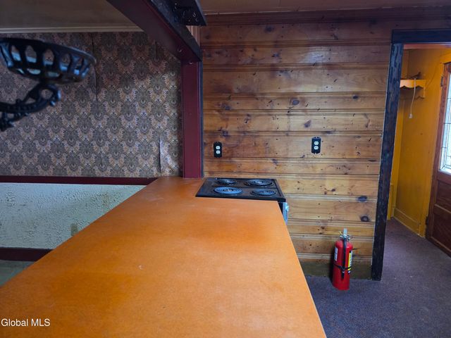 2213 Western Avenue, Guilderland, NY 12084