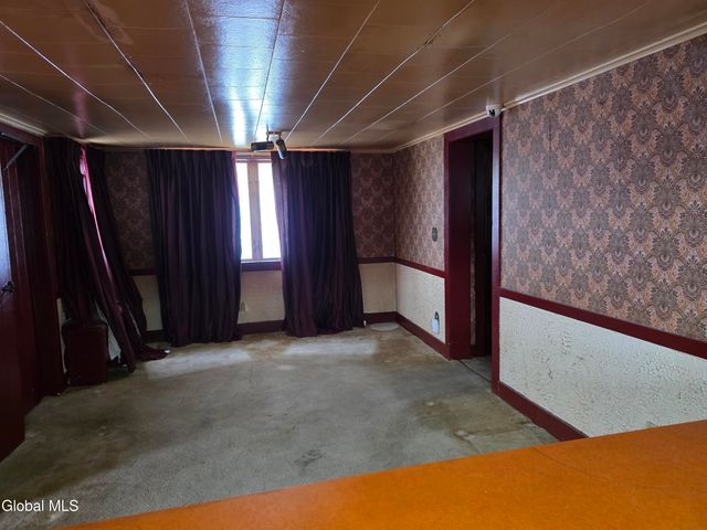 2213 Western Avenue, Guilderland, NY 12084