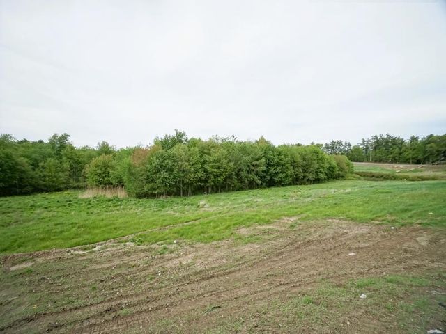78 Island Pond Road, Derry, NH 03038