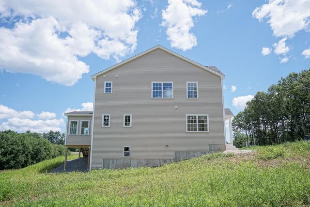 78 Island Pond Road, Derry, NH 03038
