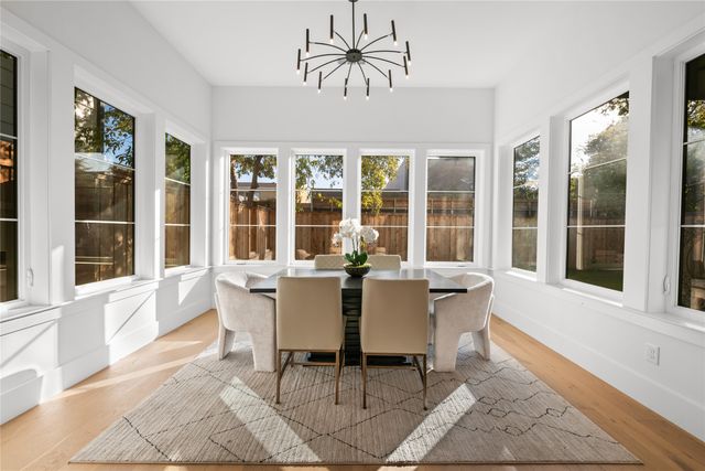 4426 Bonham Street, Dallas, TX 75229