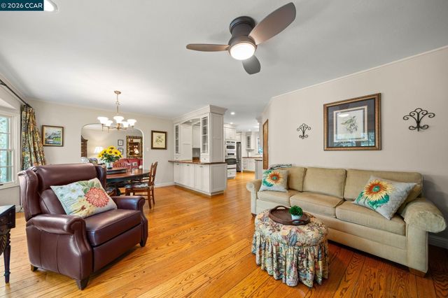 321 Apollo Way, Pleasant Hill, CA 94523