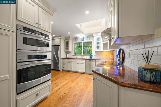 321 Apollo Way, Pleasant Hill, CA 94523
