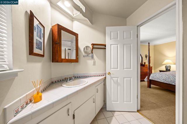 321 Apollo Way, Pleasant Hill, CA 94523