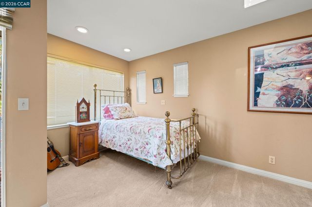 321 Apollo Way, Pleasant Hill, CA 94523