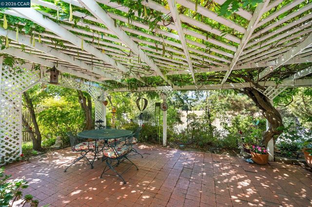 321 Apollo Way, Pleasant Hill, CA 94523