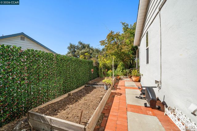 321 Apollo Way, Pleasant Hill, CA 94523