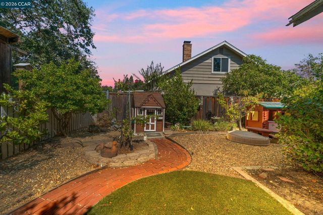 321 Apollo Way, Pleasant Hill, CA 94523