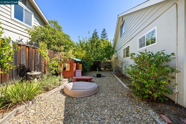 321 Apollo Way, Pleasant Hill, CA 94523