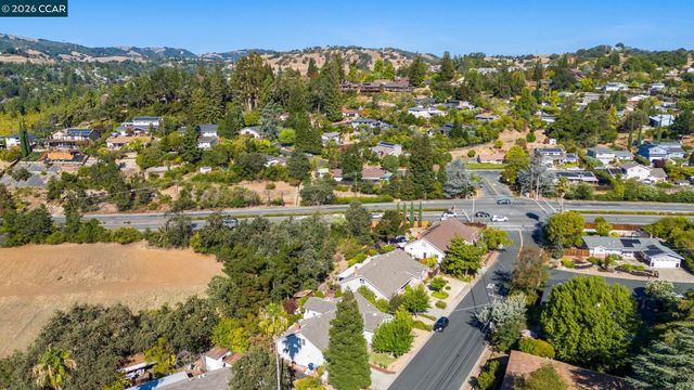 321 Apollo Way, Pleasant Hill, CA 94523