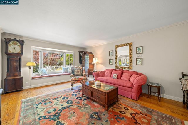 321 Apollo Way, Pleasant Hill, CA 94523