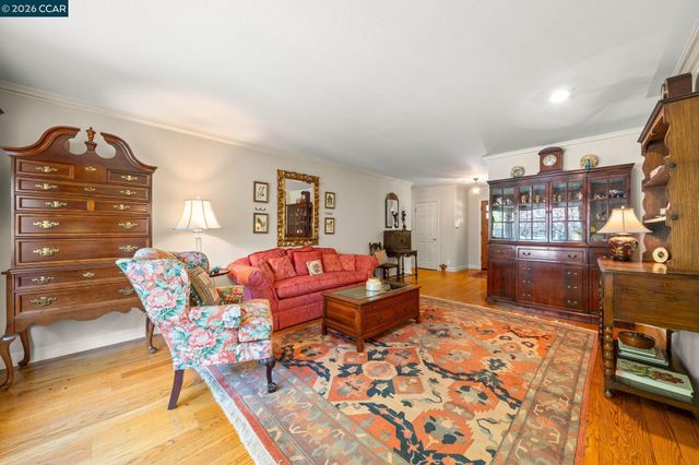 321 Apollo Way, Pleasant Hill, CA 94523