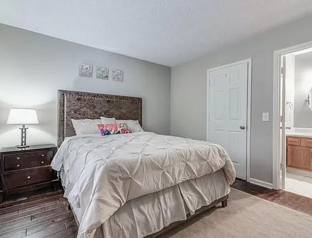 1565 Springleaf Court SE, Smyrna, GA 30080