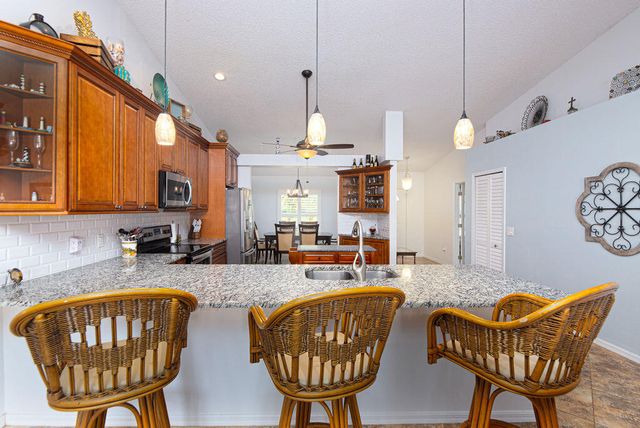 613 SE Dean Terrace, Port St. Lucie, Port St Lucie, FL 34984