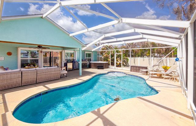 613 SE Dean Terrace, Port St. Lucie, Port St Lucie, FL 34984