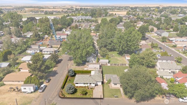 28 SW Evans Avenue, College Place, WA 99362
