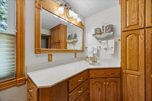 11720 129th Avenue N, Dayton, MN 55327