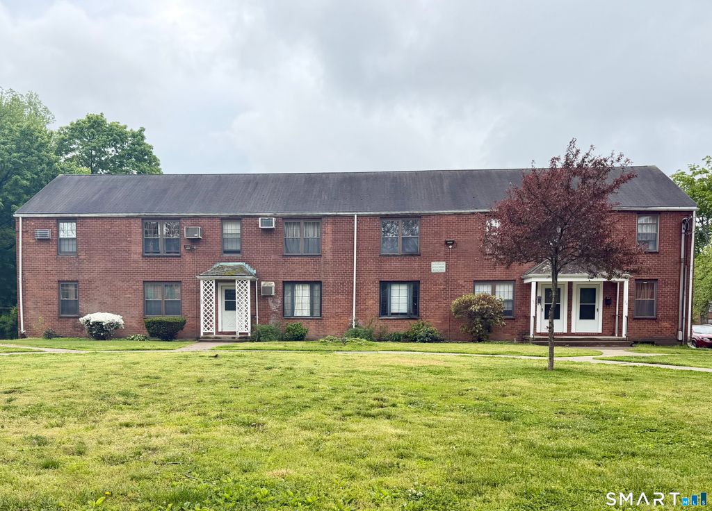 58 Mencel Circle C, Bridgeport, CT 06610