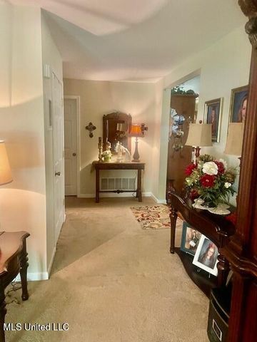 244 Meadowview Drive, Senatobia, MS 38668