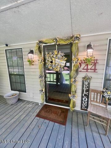 244 Meadowview Drive, Senatobia, MS 38668