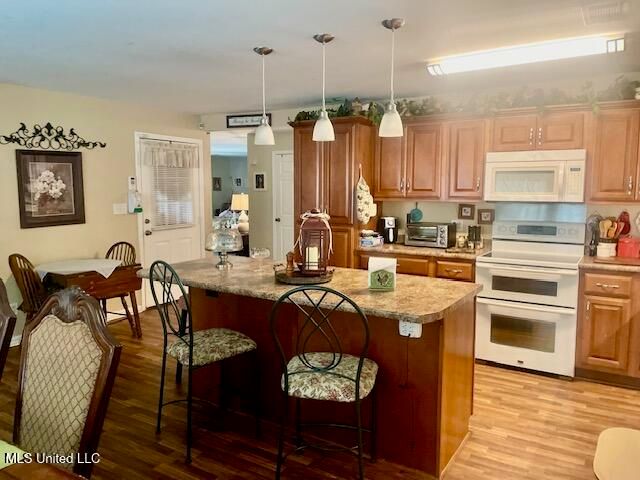 244 Meadowview Drive, Senatobia, MS 38668
