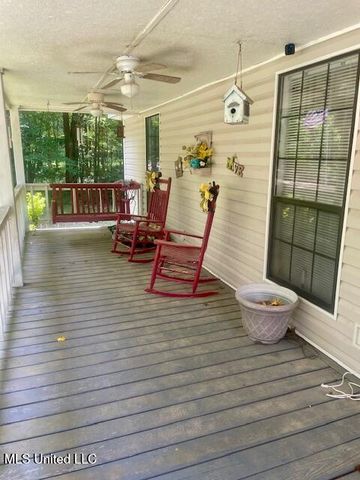 244 Meadowview Drive, Senatobia, MS 38668