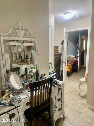 244 Meadowview Drive, Senatobia, MS 38668