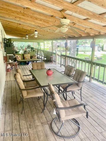 244 Meadowview Drive, Senatobia, MS 38668