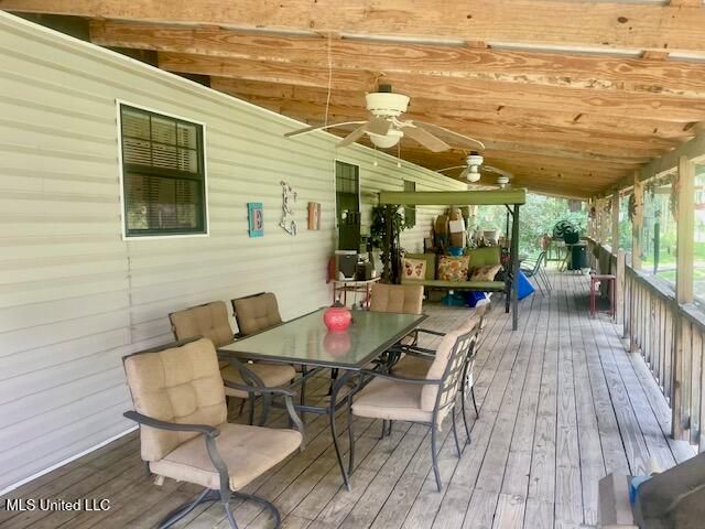 244 Meadowview Drive, Senatobia, MS 38668