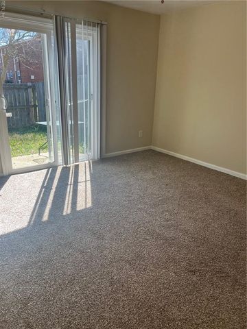 576 Peregrine ST, Virginia Beach, VA 23462