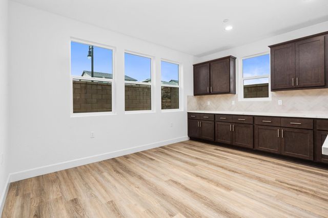 352 Huckleberry Road S, Madera, CA 93636