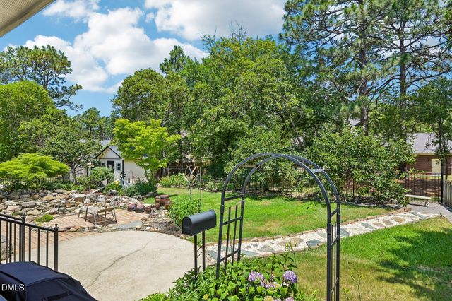 860 Dalmore Drive, Fayetteville, NC 28311