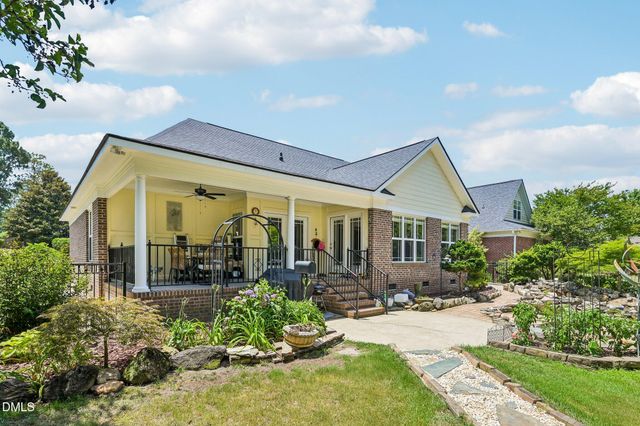 860 Dalmore Drive, Fayetteville, NC 28311
