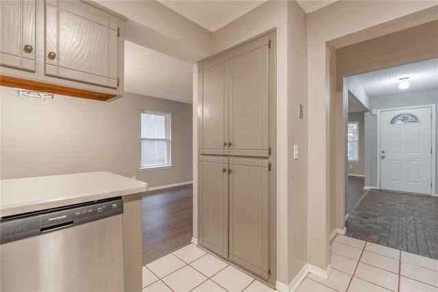 10445 Dover Drive, Yukon, OK 73099
