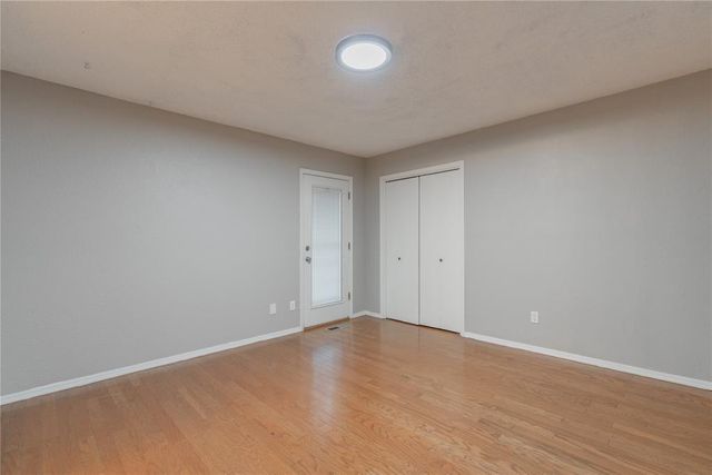 10445 Dover Drive, Yukon, OK 73099