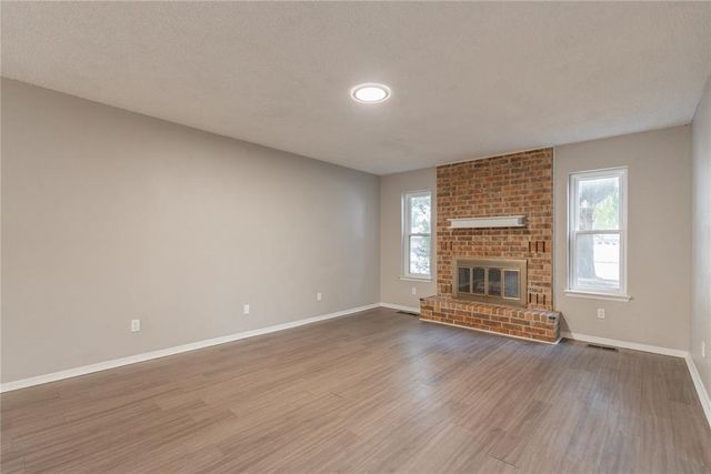10445 Dover Drive, Yukon, OK 73099